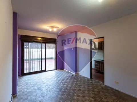 Venta departamento 2 ambientes con patio Saavedra