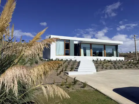 Casa en Venta en Comodoro Rivadavia, USD 363.000