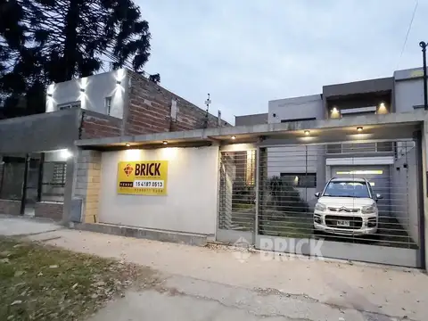 NUEVA CASA EN LOTE DE 10X44 MTS - 198 M2 CUB GARAGE P/2 AUTOS Y 1 DESCUB JARDIN C/PISCINA C/SOLARIUM