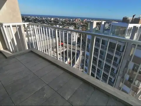 VENTA APTO 3 DORMITORIOS, 2 BAÑOS, MALVIN.