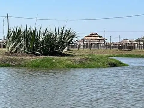 Terreno en Venta 30  mts Fondo