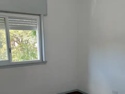 ALQUILER 3 AMB TIPO CASA, SIN EXPENSAS, 1º PISO UNICO CON TERRAZA, TODO REFACCIONADO A NUEVO