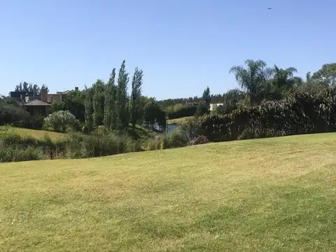 Lote a la laguna en Santa Clara, Villanueva!