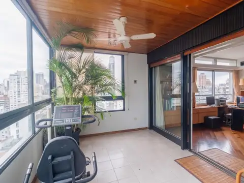 Departamento en Venta con 2 cocheras