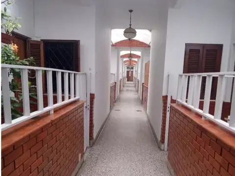 Av Rivadavia 6100, Piso PB