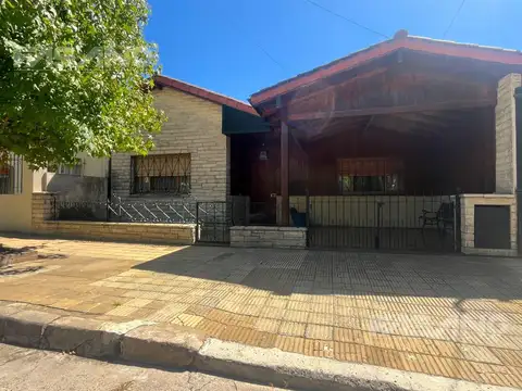 CASA | 3 AMBIENTES | VILLA ADELINA