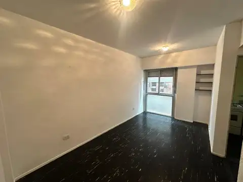 Departamento en Alquiler en Parque Patricios, $ 520.000