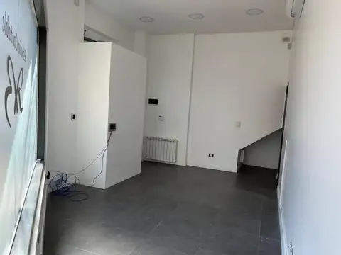Oficina en Alquiler al Noreste