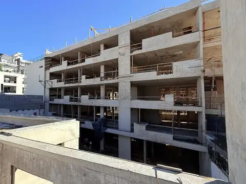 Venta/Financiacion Departamento 3 Dormitorios Terraza Quincho Piscina Exclusiva