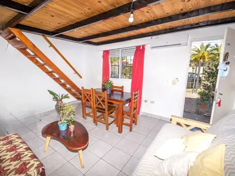 Depto Tipo Casa 3 ambientes con 1 baño