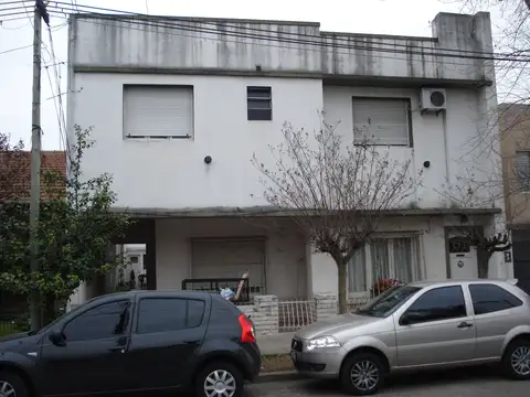 Departamento en venta pleno centro en Haedo Sur