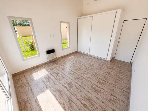 Casa en Venta  - Barrio Los Pinos - Exaltación de la Cruz