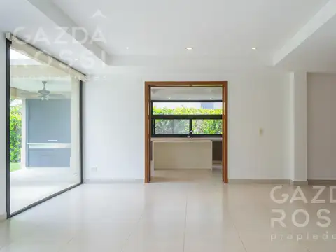 Casa en Venta al Oeste