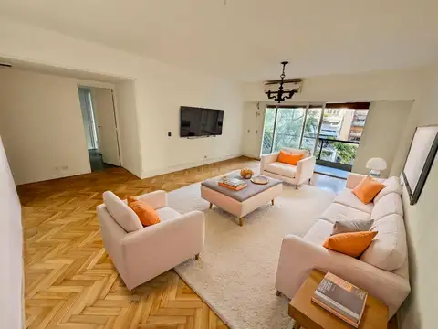 VENTA SEMIPISO 4 AMB CON BALCÓN Y COCHERA