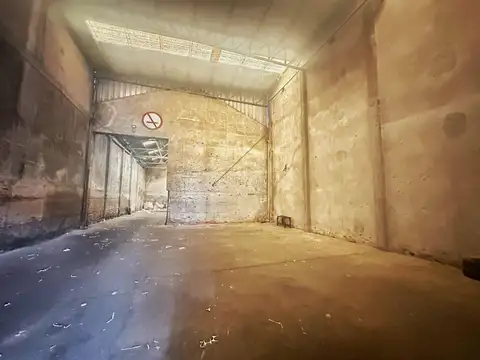 Galpon en Alquiler 35  mts Fondo