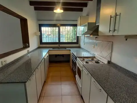 Casa en Venta al Este