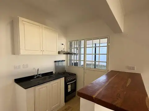 Casa en venta de 2 dormitorios APTA CRÉDITO en Grand Bourg, Salta 100