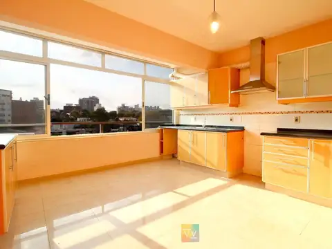 Departamento en Alquiler de 4 ambientes