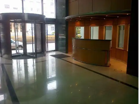 Oficina en Alquiler al Este