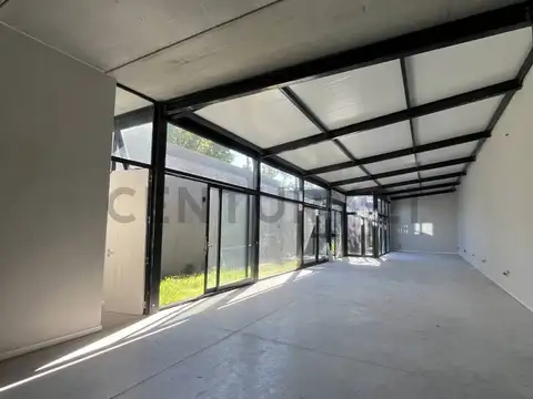 Local en Venta 1 año