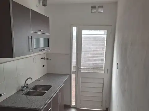 Alquiler de casa en Universitario de Horizonte 3