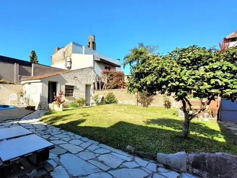 VENTA CASA 5 AMB RECICLADA RAMOS MEJIA JARDIN