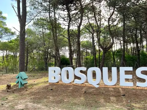 Lote en Barrio Bosques Pinamar en Venta