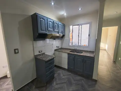 La Blanqueada 4100, Piso 1