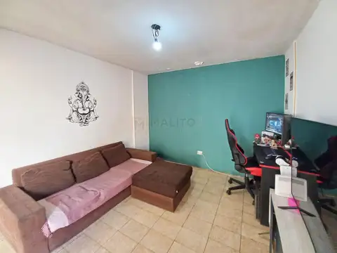 Depto Tipo Casa en Venta 60 años