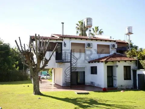 Casa en Venta en Manuel B Gonnet, USD 180.000