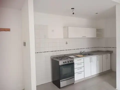 Alquiler Departamento 2 ambientes de 40 m2 en Caseros