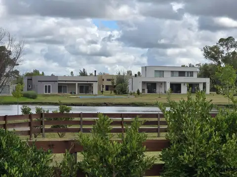 Terreno en Venta de 840,0 m2