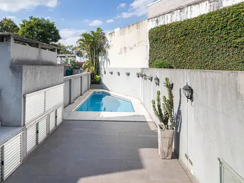 Casa 5 ambientes con 3 baños