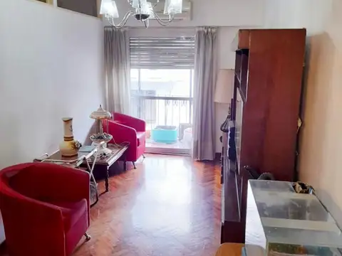 Nunez 1700, Piso 1