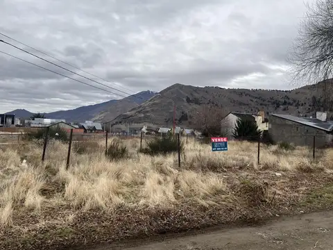 Terreno en Esquel - 724m2 en esquina