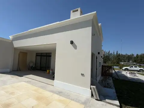 Casa en Venta en Medal Country club, USD 296.000