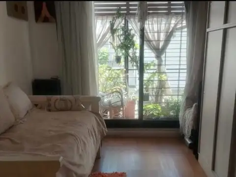 Se vende un departamento monoambiente con balcón - Parque Avellaneda