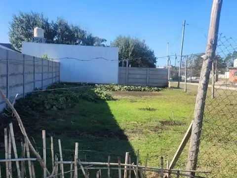 VENTA LOTE EN SANTA ELENA A METROS DEL MAR