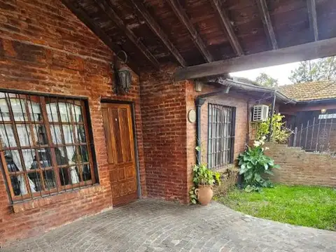 Depto Tipo Casa en Venta de 4 ambientes