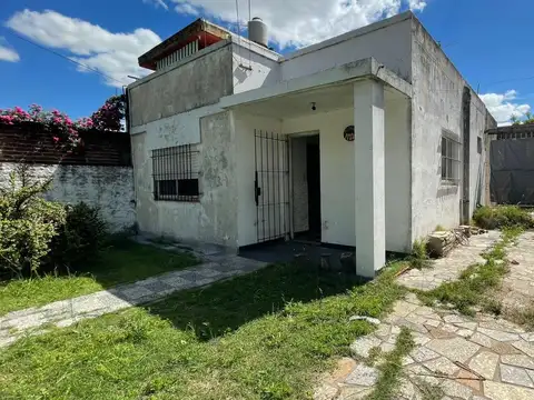 Venta Casa Villa Tesei Hurlingham Permuta