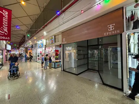 Local en Alquiler en Centro, $ 900.000