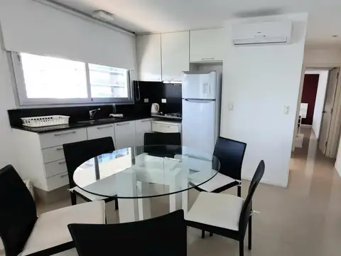 Departamento en Venta en Playa Mansa, USD 225.000