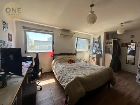 Casa 6 ambientes con 2 baños