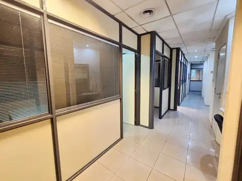 Oficina Monoambiente con 3 baños