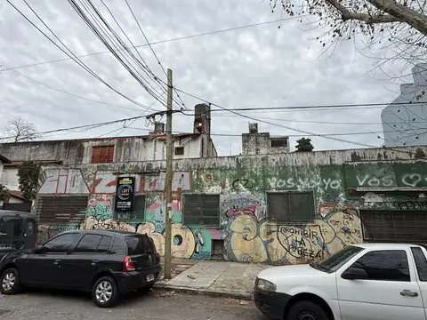 Roque Saenz Peña 1600