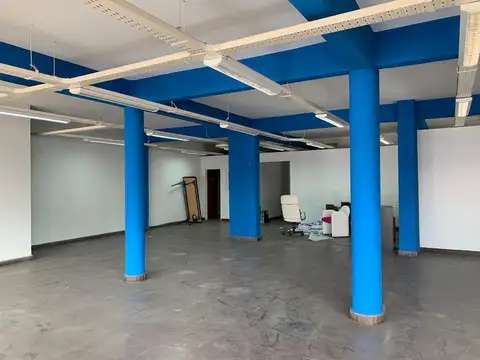 Local en Venta en Centro, USD 1.000.000