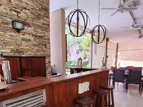 Casa en Alquiler al Norte