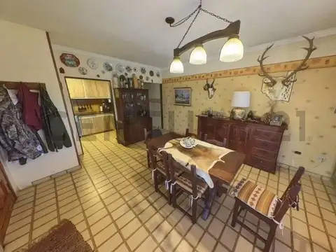 Casa 4 ambientes con 3 baños