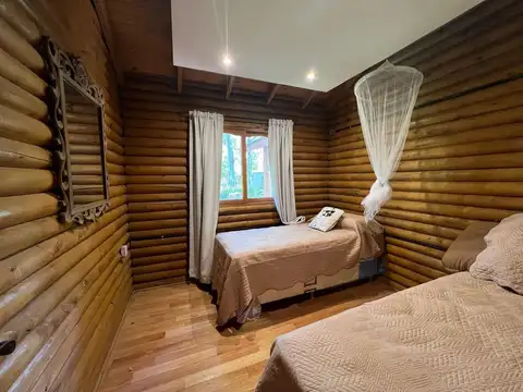 CASA EN VENTA EN BARRIO CERRADO LOS BOSQUECITOS