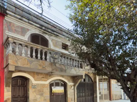 Casa en venta c/ cochera | Santa Fe 1086